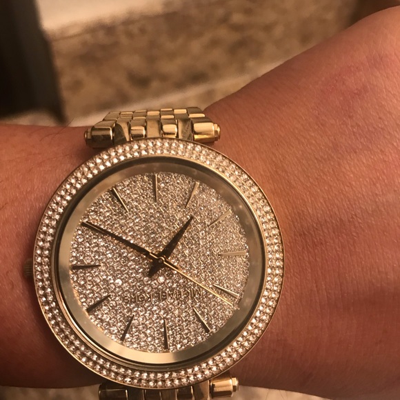 Michael Kors Watch - Picture 3 of 7